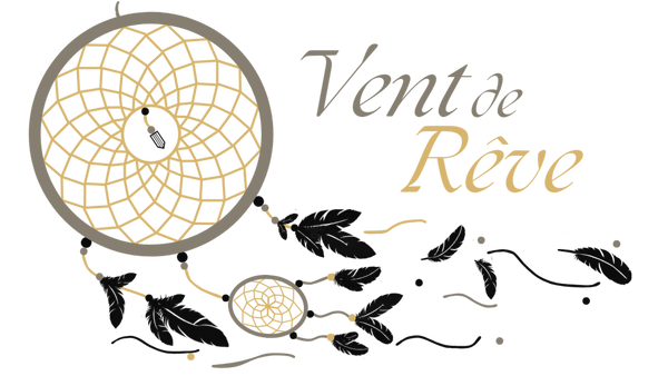 Logo Vent de Rêve : attrape‑rêve en gris, orange brun et noir avec le nom de la marque "Vent de Rêve" en gris et orange brun.